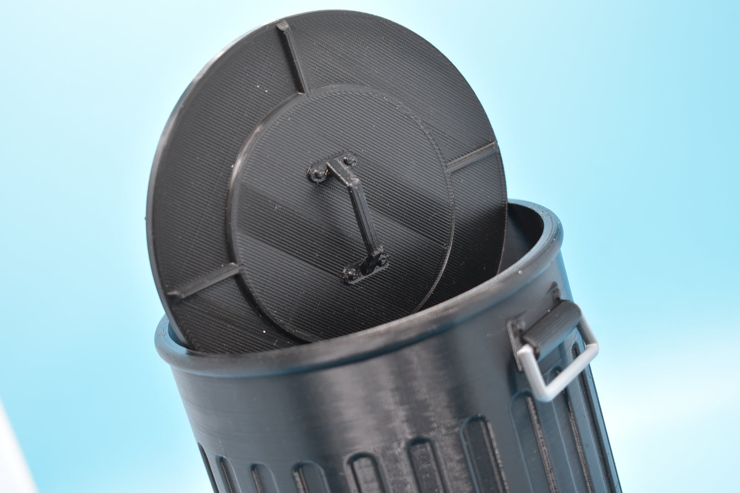 Mini Trash Can