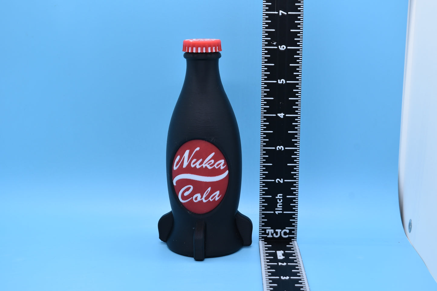 Nuka Cosplay Cola Bottles and Crate - Cosplay Prop (3D - printed) FULL SET